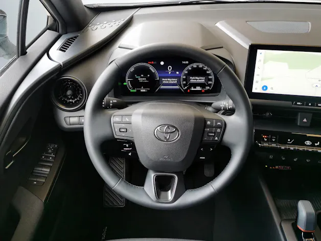 Toyota C-HR 2.0 HEV Trend 4x4