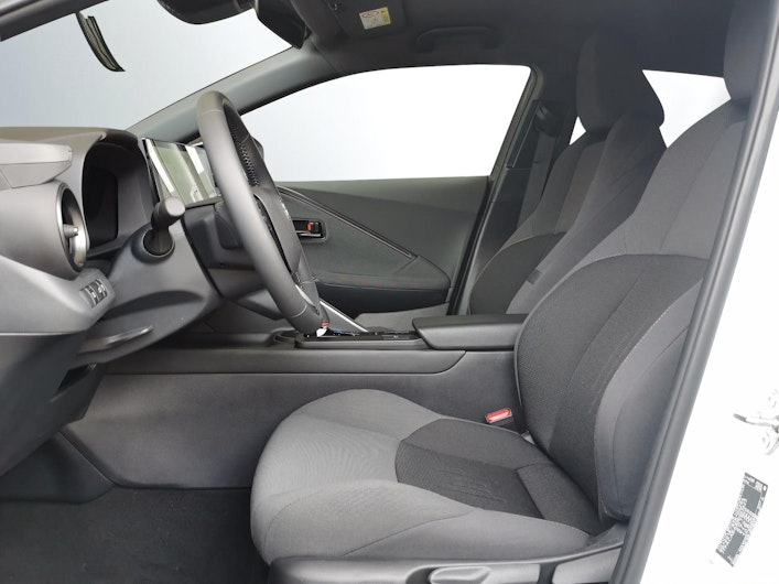 Vehicle image TOYOTA C-HR