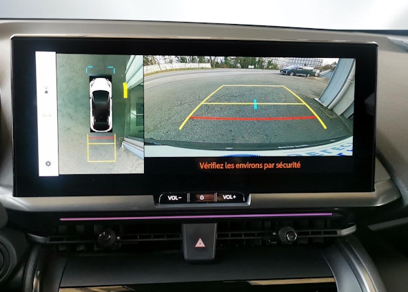 Vehicle image 6 Vehicle image 6