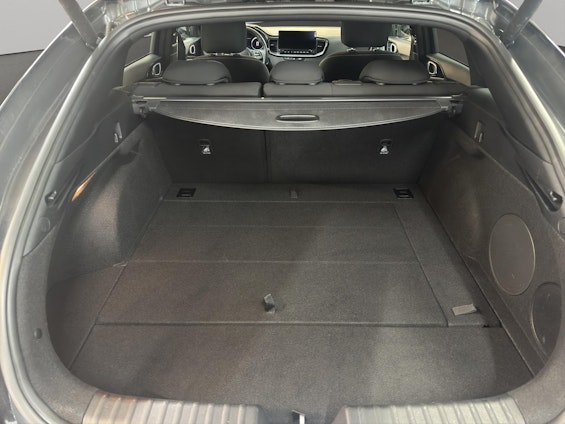 Vehicle image 13 Vehicle image 13