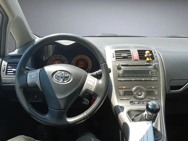 Toyota Auris 2.0 D-4D Style