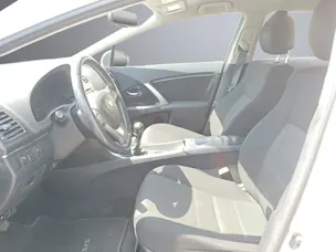 Toyota Avensis Wagon 2.0 D-4D Luna