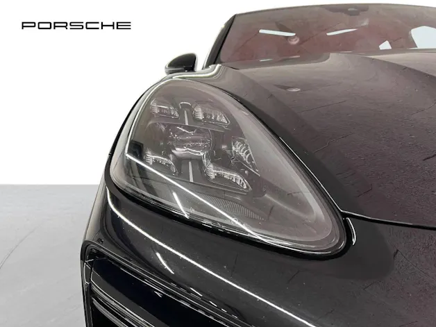 PORSCHE Cayenne Turbo Coupé