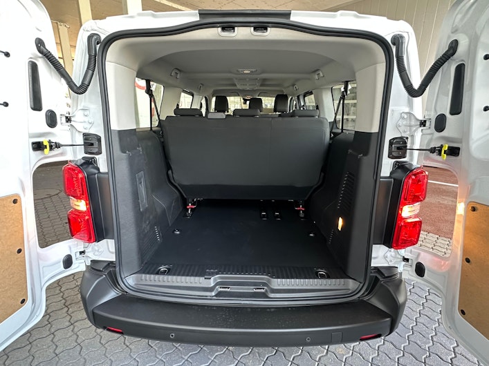 Vehicle image OPEL VIVARO
