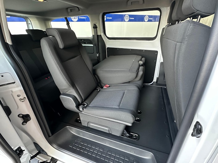 Vehicle image OPEL VIVARO