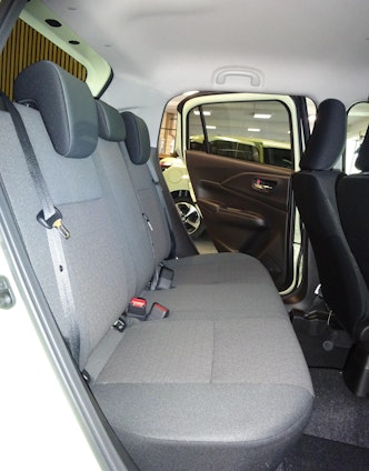 Vehicle image 36