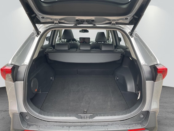 Vehicle image 13 Vehicle image 13