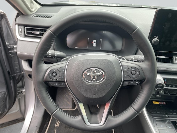 Vehicle image 26 Vehicle image 26