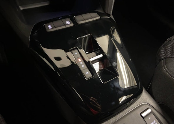 Vehicle image 8 Vehicle image 8