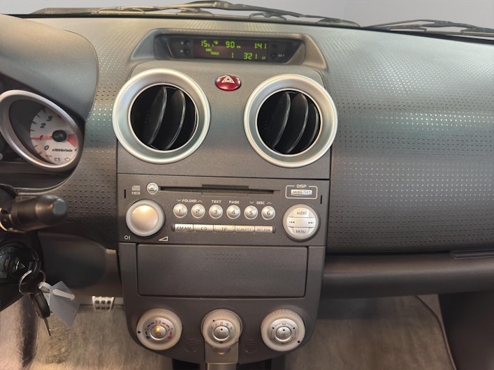 Vehicle image MITSUBISHI COLT