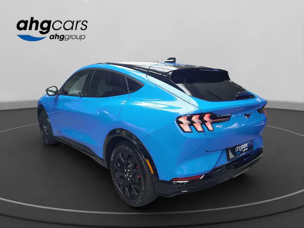 Ford Mustang Mach-E Premium Extended RWD