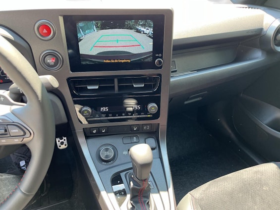 Vehicle image 9 Vehicle image 9