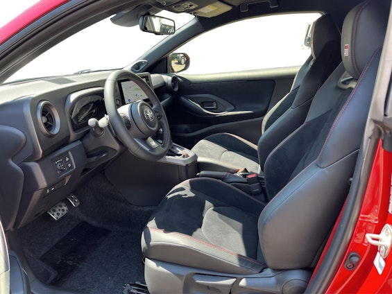 Vehicle image 5 Vehicle image 5