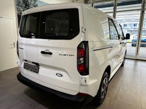 Vehicle image FORD Transit C Van 320 L1 2.5 Duratec 233 Trend PHEV