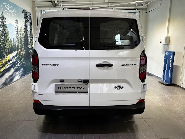 Vehicle image FORD TRANSIT CUSTOM