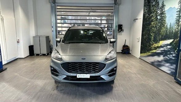 FORD Kuga 2.5 Plug-in Hybrid ST-Line 1