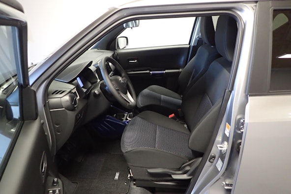Vehicle image 36