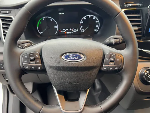 Ford E-Transit Van 350 L2H2 68kWh Trend