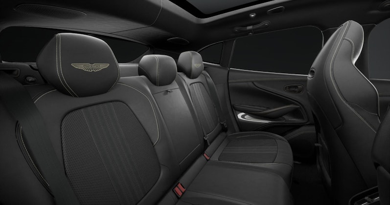Vehicle image ASTON MARTIN DBX