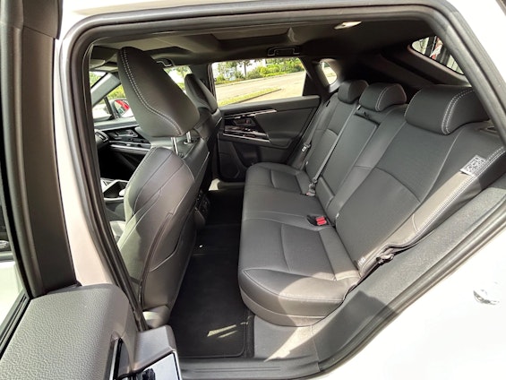 Vehicle image 9 Vehicle image 9