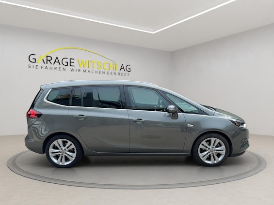 Vehicle image 5 Vehicle image 5