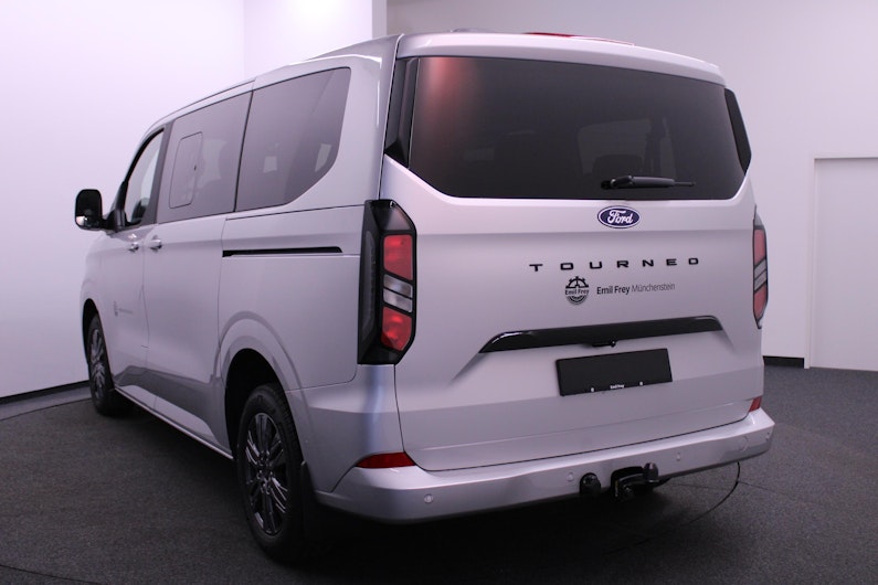 Vehicle image FORD TOURNEO