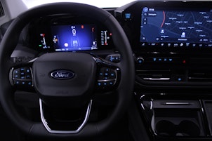 Vehicle image FORD Tourneo C Bus 320 L1 2.0 EcoBlue 170 Titanium