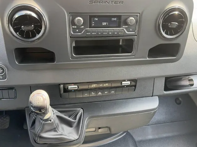 Mercedes-Benz Sprinter 317 Kaw. 4325 L 2.0 CDI 170