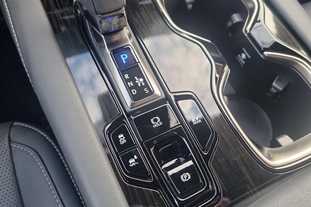 Vehicle image 18 Vehicle image 18