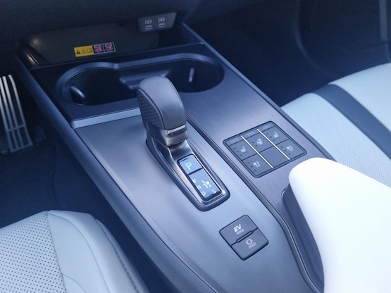 Vehicle image 14 Vehicle image 14