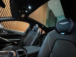 Vehicle image ASTON MARTIN DBX 4.0 V8 Bi-Turbo