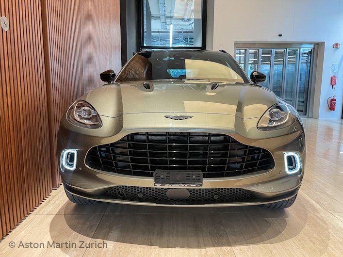 Vehicle image ASTON MARTIN DBX
