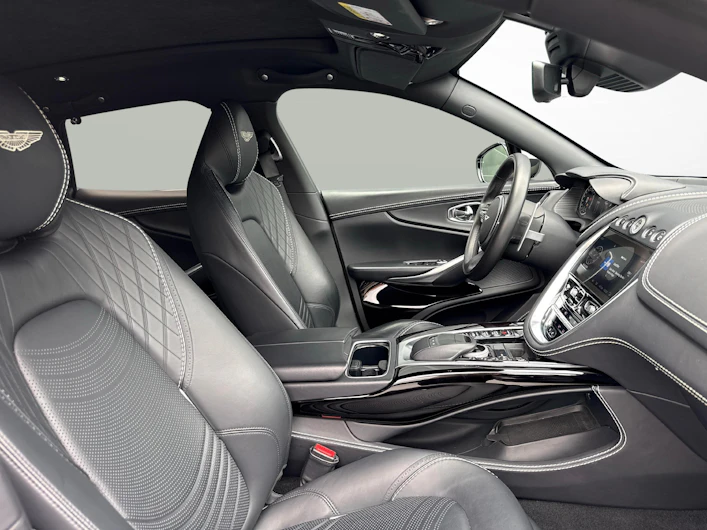 immagine del veicolo ASTON MARTIN DBX