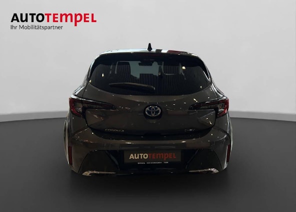 Vehicle image 6 Vehicle image 6