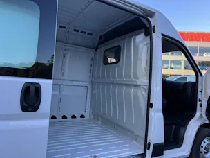 Citroën Jumper Kaw. 35 L2H2 2.2 BlueHDi 140 **Facelift** Anhängerkupplung 2500Kg Anhängelast