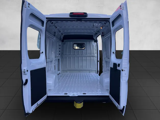 Citroën Jumper Kaw. 35 L2H2 2.2 BlueHDi 140 **Facelift** Anhängerkupplung 2500Kg Anhängelast
