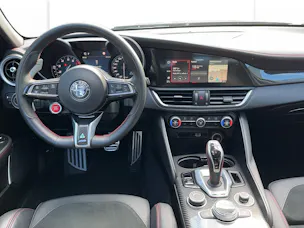Alfa Romeo Giulia 2.9 V6 Biturbo Quadrifoglio Q Wheels