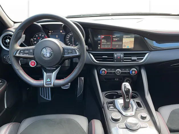 Alfa Romeo Giulia 2.9 V6 Biturbo Quadrifoglio Q Wheels