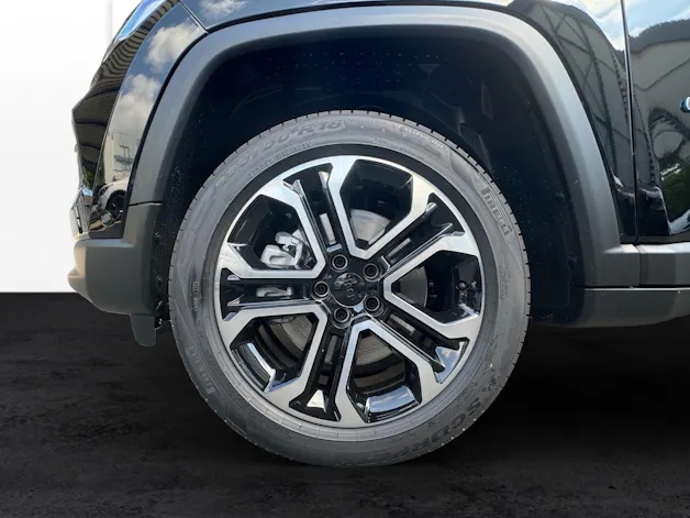 Jeep Compass 1.3 Swiss Altitude 4xe Pack Plus