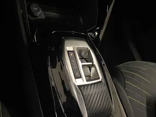 Peugeot 2008 1.2 Hybrid 136 GT
