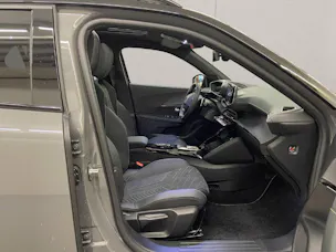 Peugeot 2008 1.2 Hybrid 136 GT