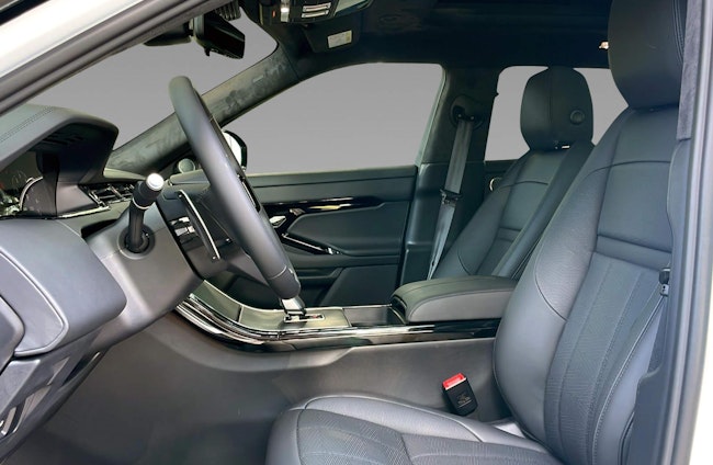 Vehicle image 3 Vehicle image 3