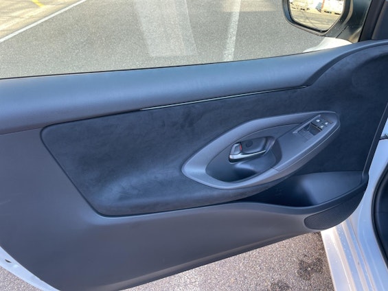 Vehicle image 10 Vehicle image 10