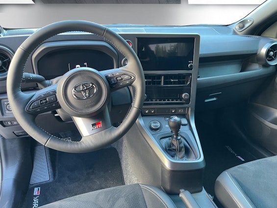 Vehicle image 12 Vehicle image 12