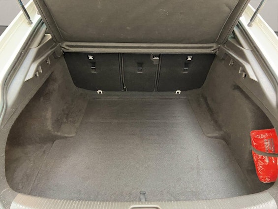 Vehicle image 11 Vehicle image 11