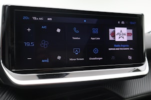 Vehicle image PEUGEOT 208 1.2 Hybrid Allure Premium