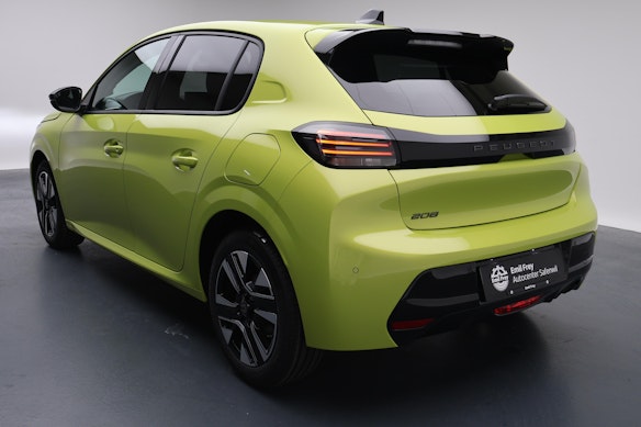 PEUGEOT 208 1.2 Hybrid Allure Premium 2