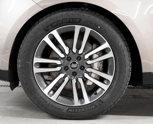 Vehicle image 8 Vehicle image 8