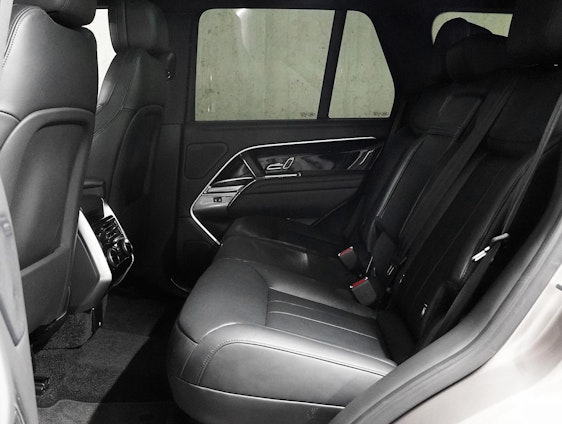 Vehicle image 4 Vehicle image 4