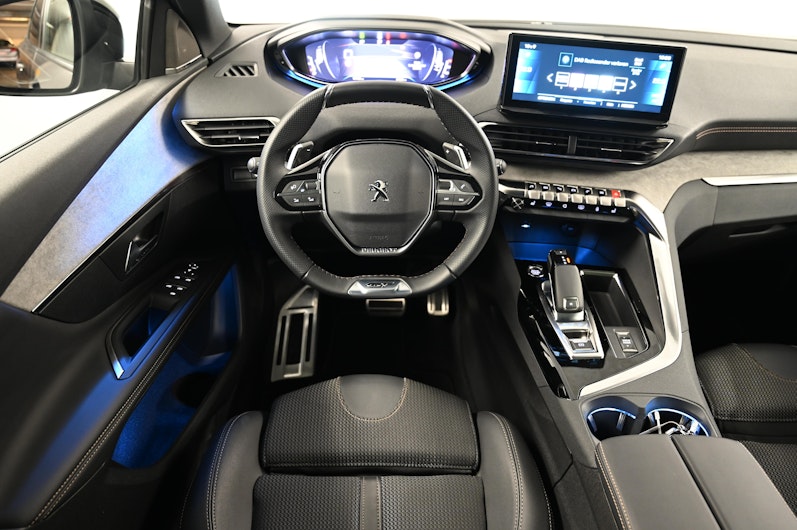 Vehicle image PEUGEOT 3008